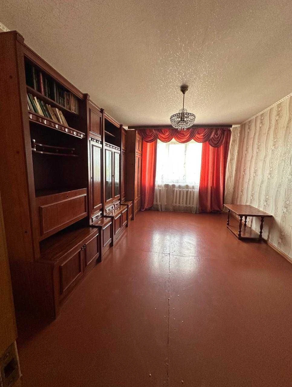 Продається простора 3-кімнатна квартира площею 63,6 м² у місті