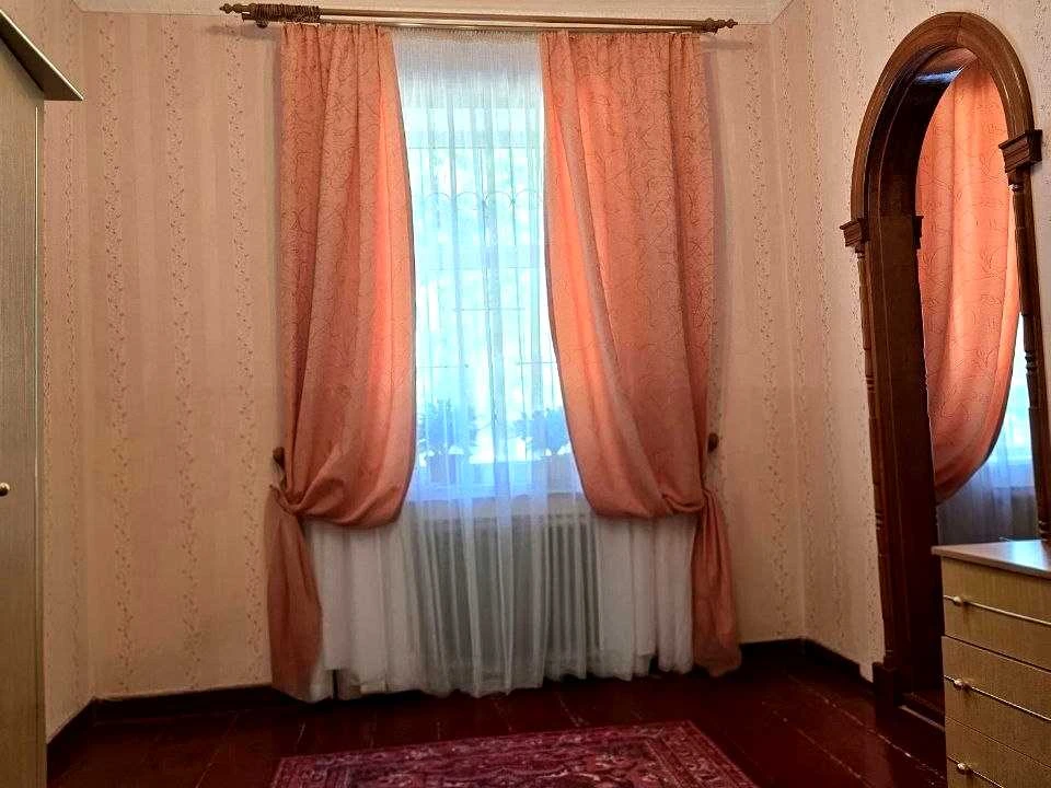 Квартира. Ромни, Шевченка бульвар.