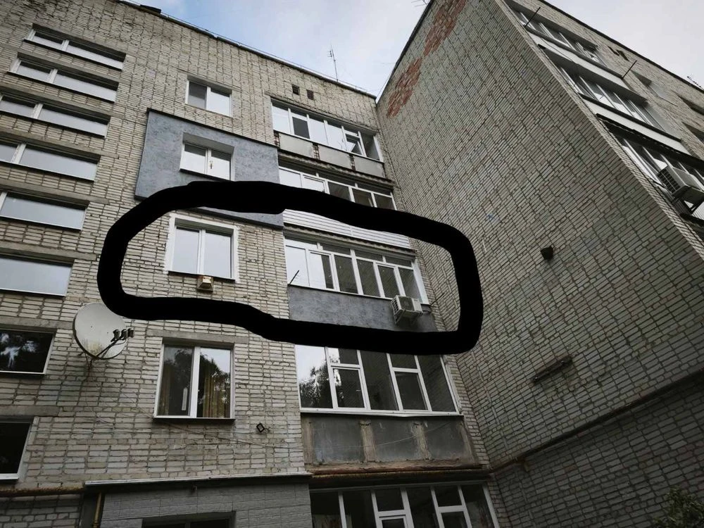 Продати квартиру 3-х кімнатну