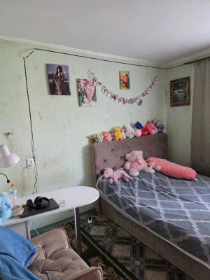 Продам 2-кімнатну квартиру 52 м², 2 поверх, Шостка, Артемівс