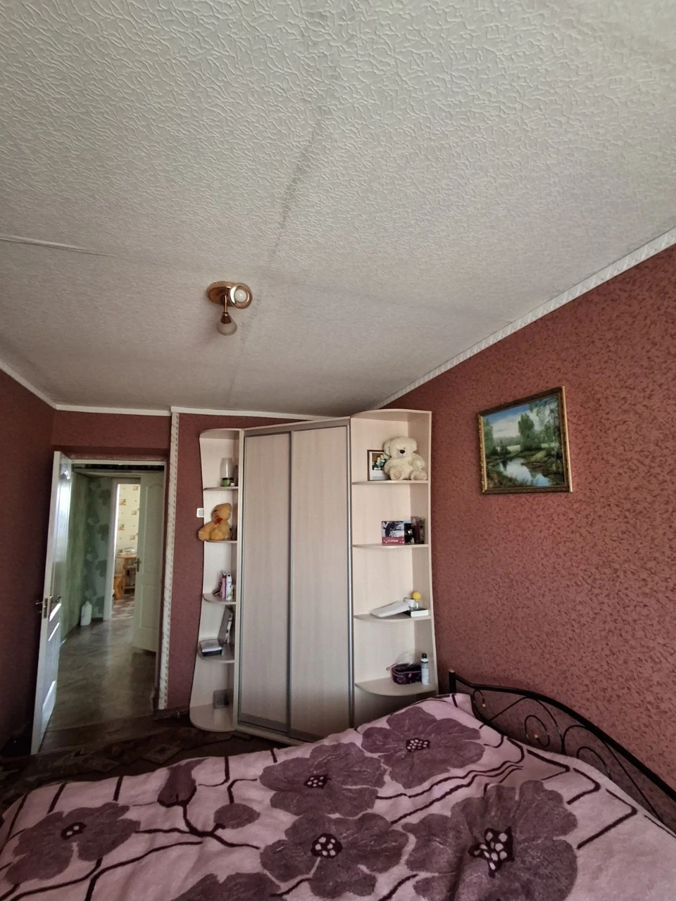 Продам 2 кімнату квартиру  у місті Шостка біля чудового озер