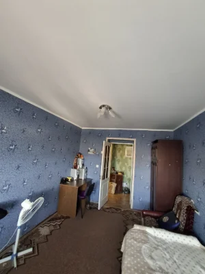 Продам 2 кімнату квартиру  у місті Шостка біля чудового озер