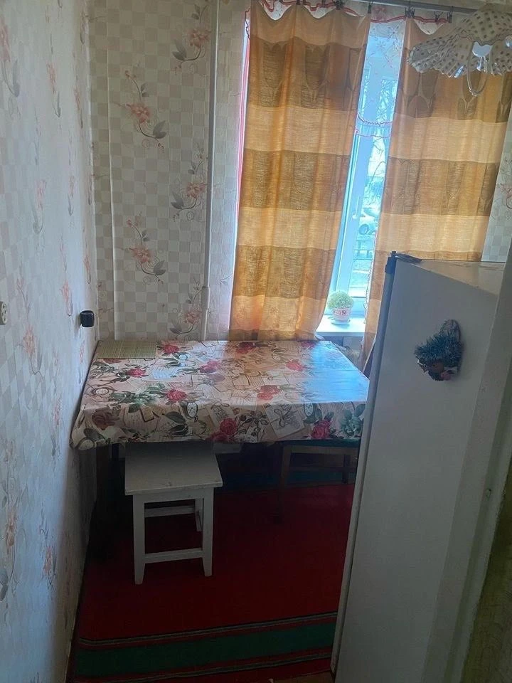 Продаж 2-ох кімнатноі квартири в центрі м.Шостка. Від Власни