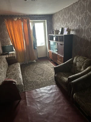 Продається 2-х кімнатна квартира