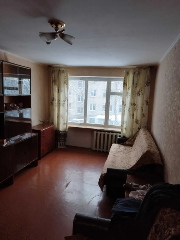 Продам 3-х кімнатну квартиру в м. Шостка