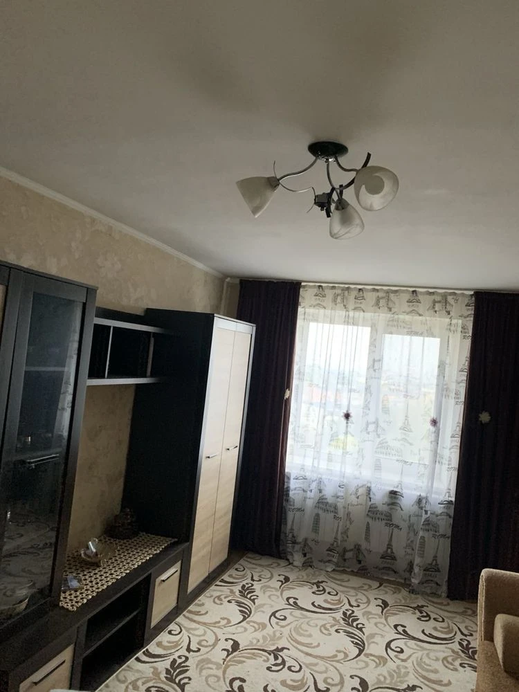 Продам однокомнатную  квартиру 37 кв.м