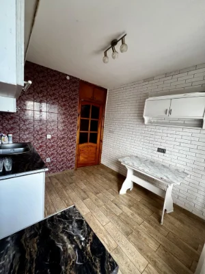 2-кімнатна квартира Шостка 49 м² з ремонтом готова до прожив