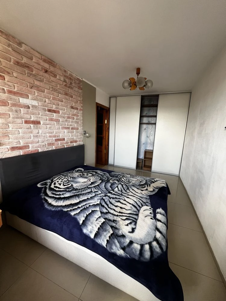 2-кімнатна квартира Шостка 49 м² з ремонтом готова до прожив