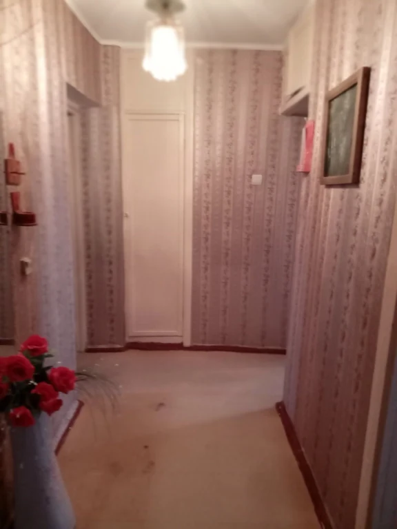 Продам 2-х кімнатну квартиру