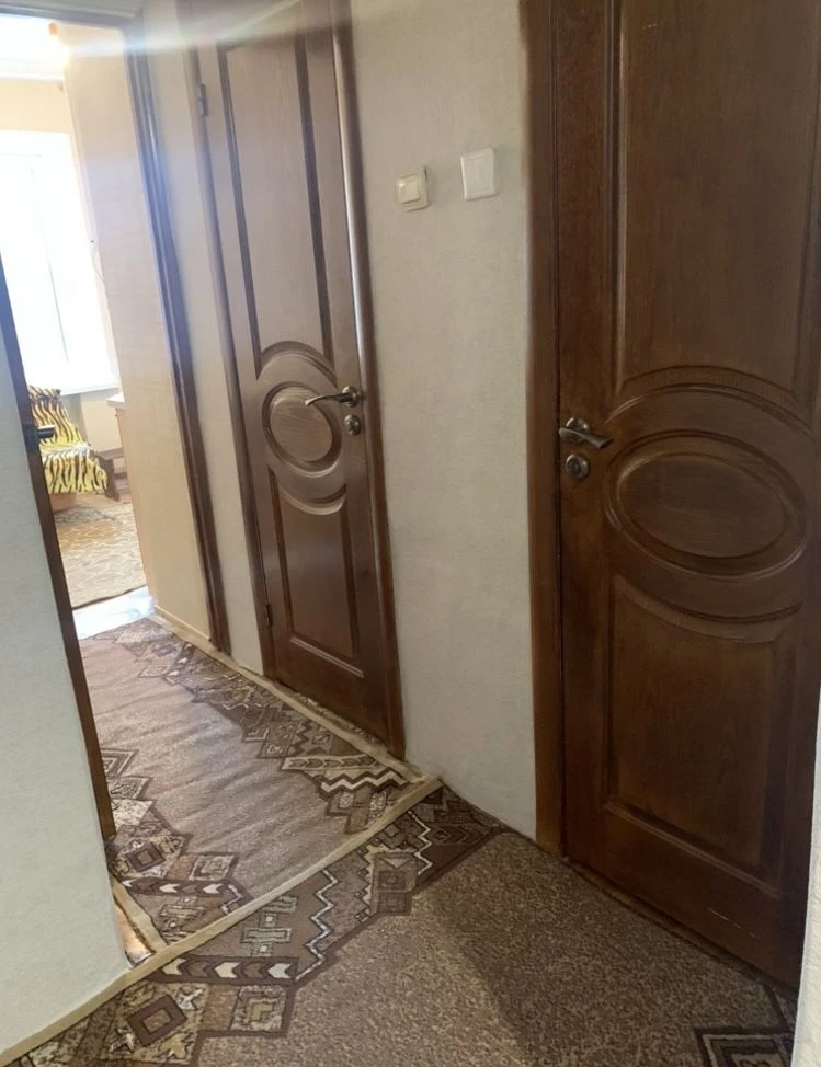 Продається 2 кімнатна квартира в м. Шостка по вул. Шевченка