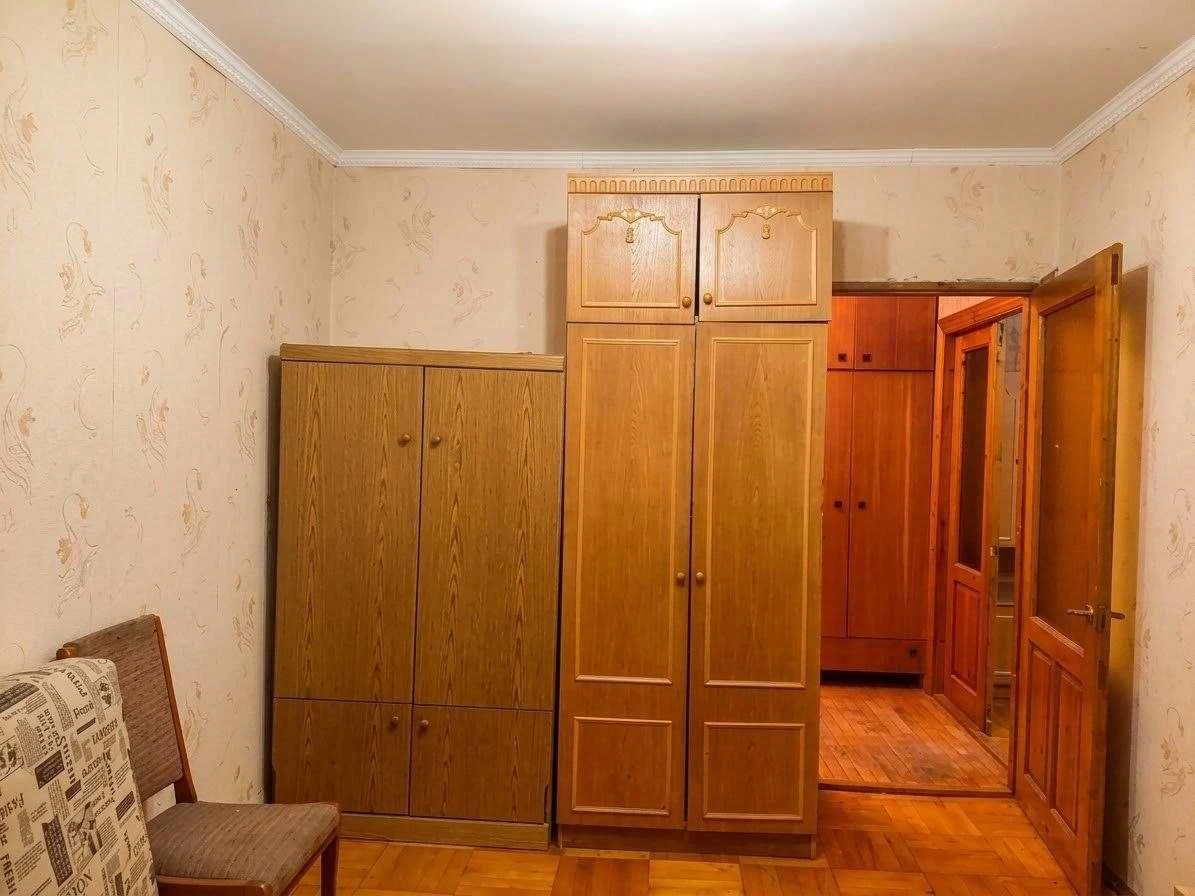 продається квартира площею 90 м.кв. у місті Збараж