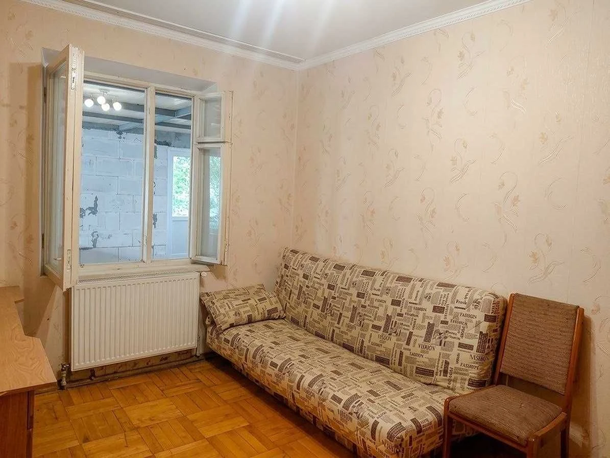 продається квартира площею 90 м.кв. у місті Збараж
