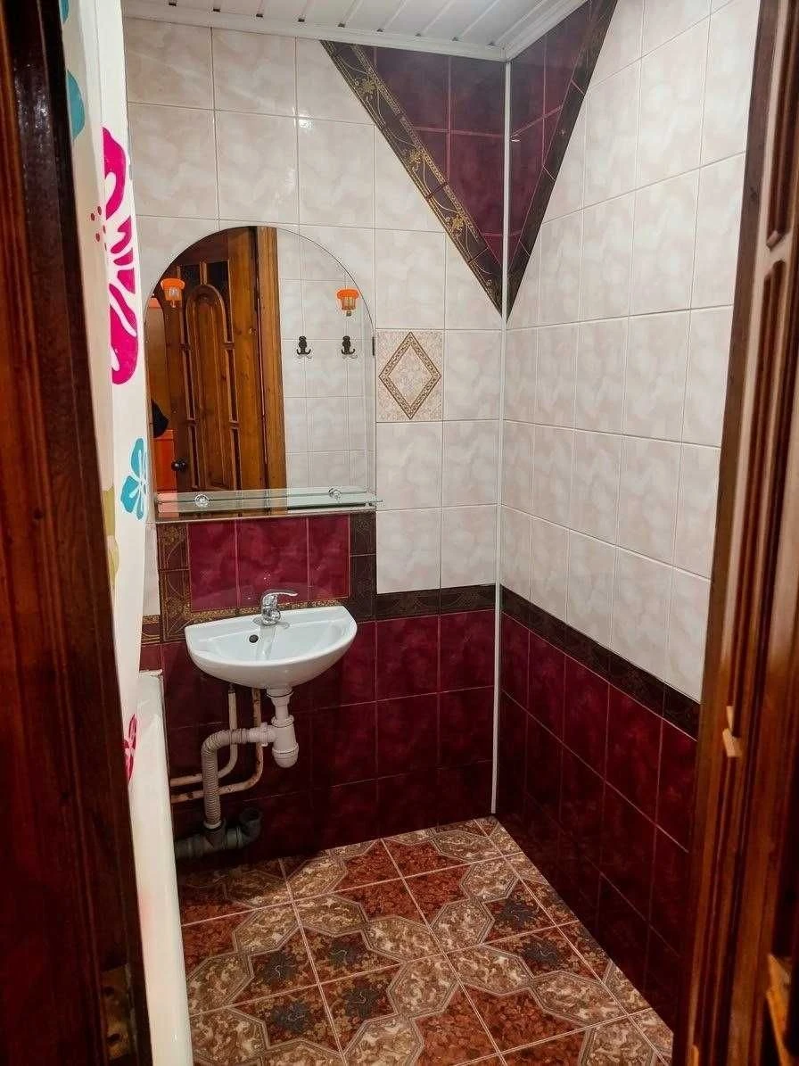 продається квартира площею 90 м.кв. у місті Збараж