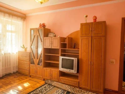 Продається 3 кімнатна квартира з гаражем у місті Збараж
