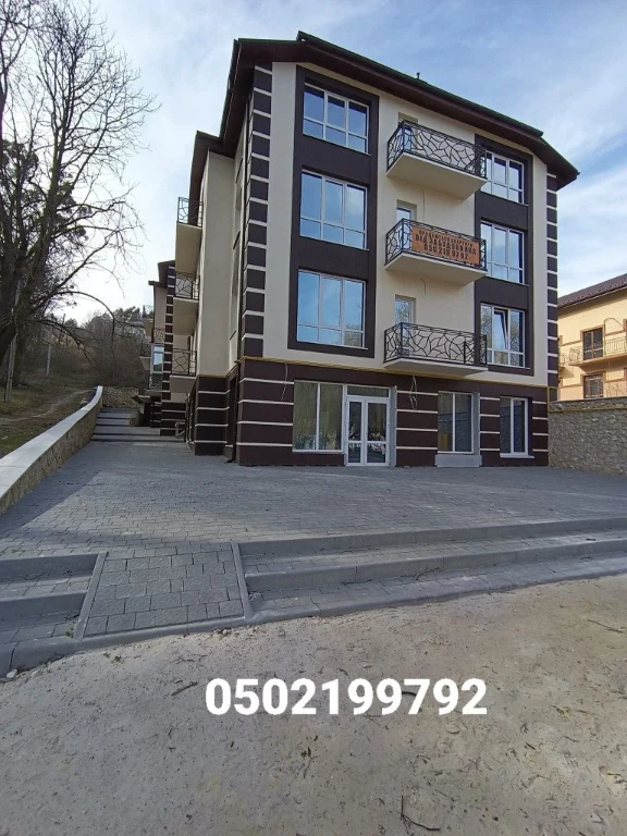 Продаж 2-кімнатної квартири 51,5 м² у центрі Кременця з видо