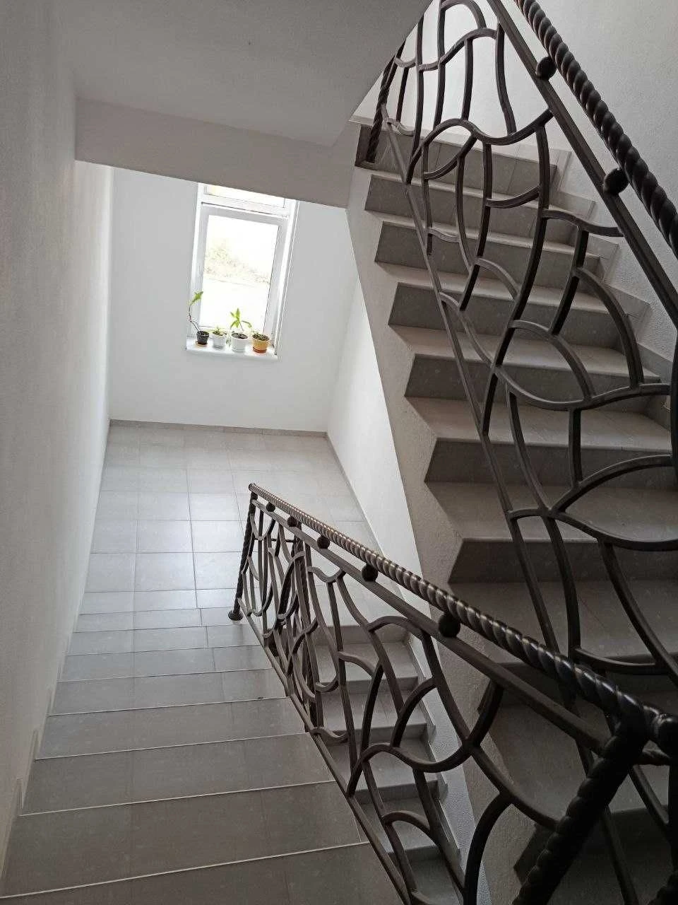 Продаж 2-кімнатної квартири 51,5 м² у центрі Кременця з видо