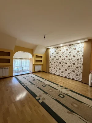 Продаж 3 кімнатної квартири