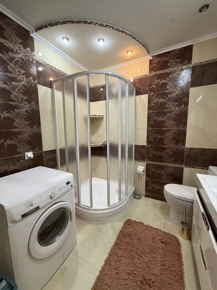 Продаж 3 кімнатної квартири