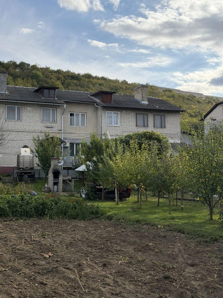 Продається квартира