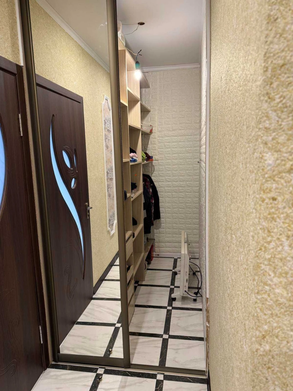 Квартира в новобудові з ремонтом
