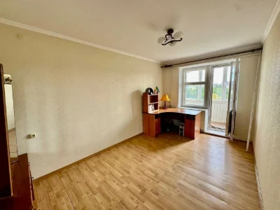 Продається 2 кімнатна квартира, Чортків, вул. Січинського