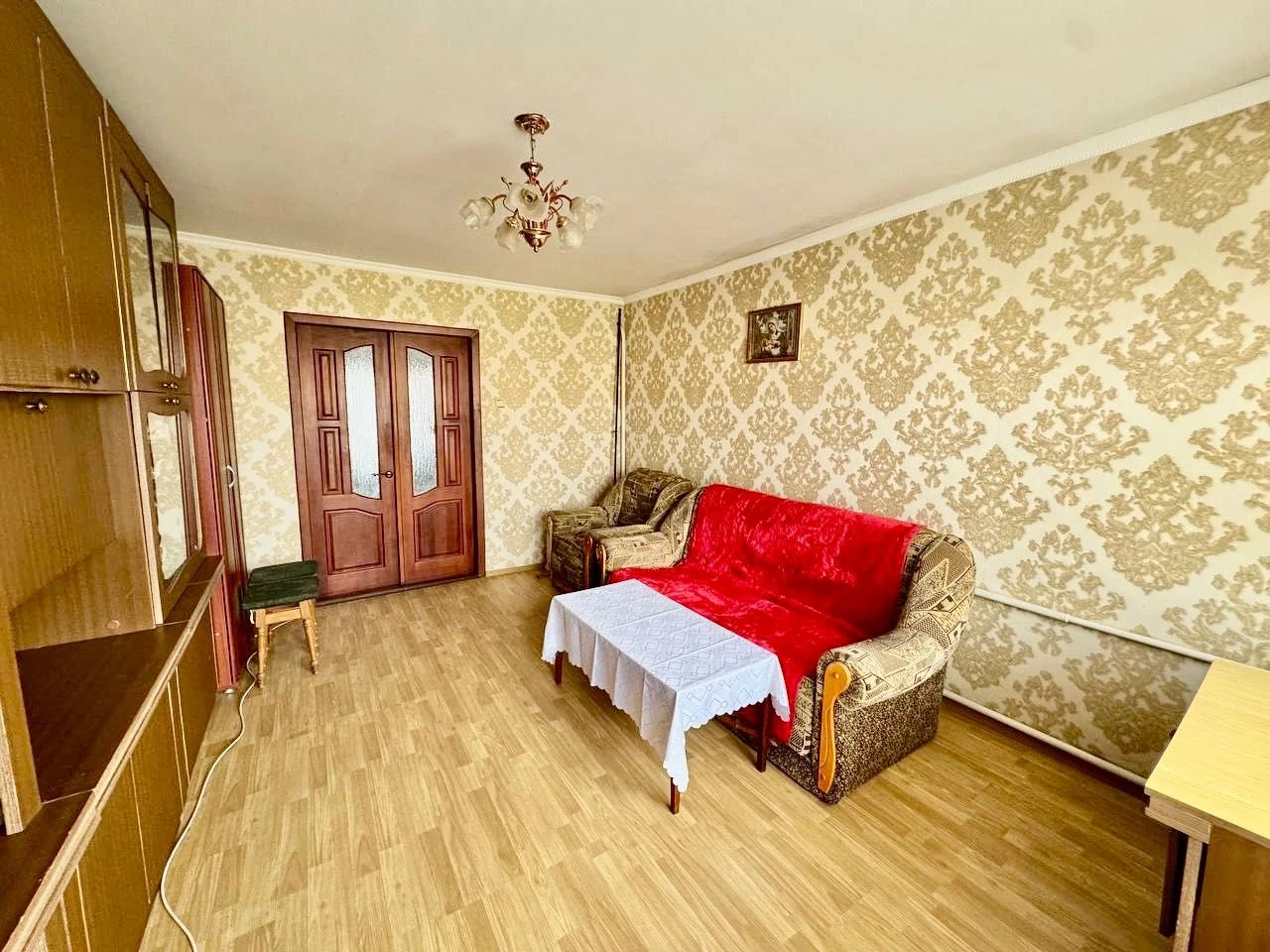 Продається 2 кімнатна квартира, Чортків, вул. Січинського