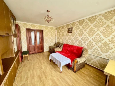 Продається 2 кімнатна квартира, Чортків, вул. Січинського
