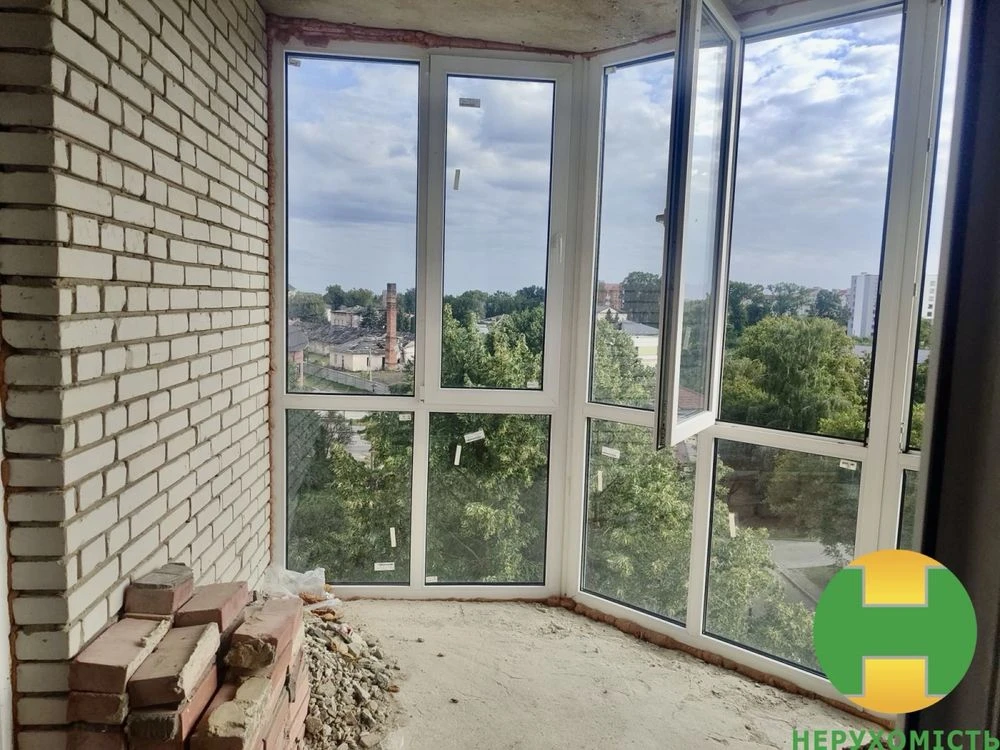 Продається 3-кімнатна квартира в новобудові. Чортків