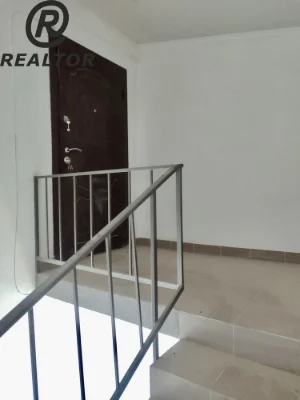 Продається 3-кімнатна квартира з гаражем в новобудові. Чортк