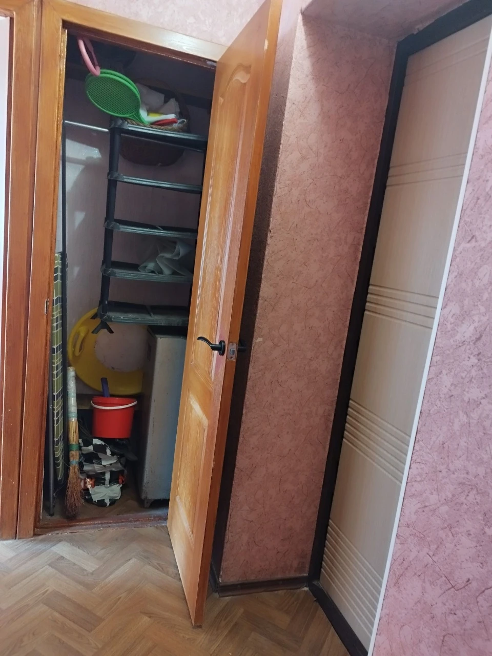 Продам двокімнатну квартиру  м.Балаклія