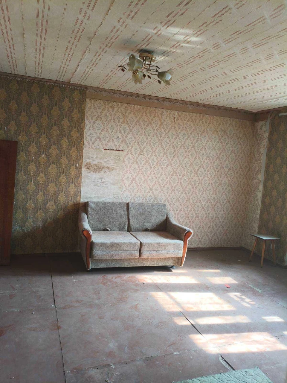 Продам квартиру в центрі міста Балаклії