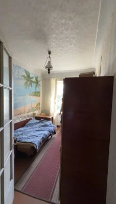 Продам 2-кімнатну квартиру, вул. Арсенальна