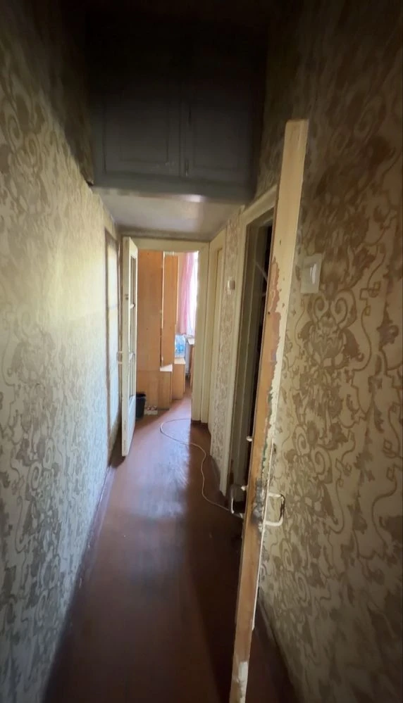 Продам 2-кімнатну квартиру, вул. Арсенальна