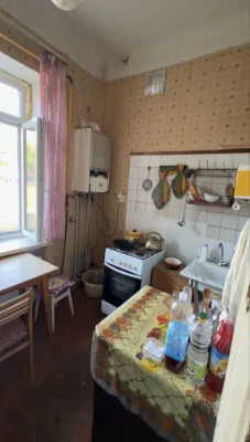 Продам 2-кімнатну квартиру, вул. Арсенальна