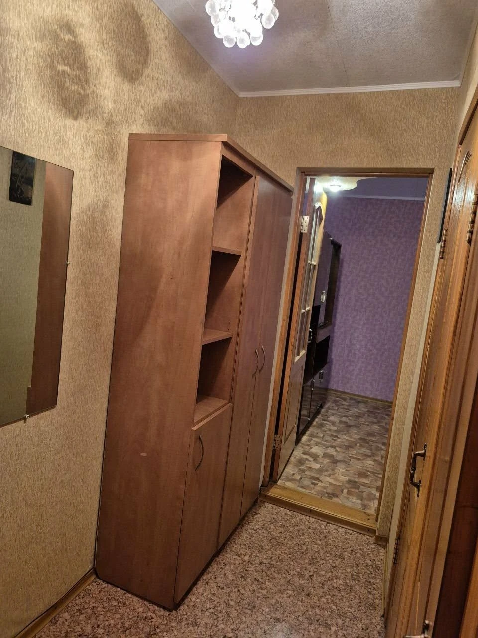 Продам однокімнатну квартиру, без комісії.