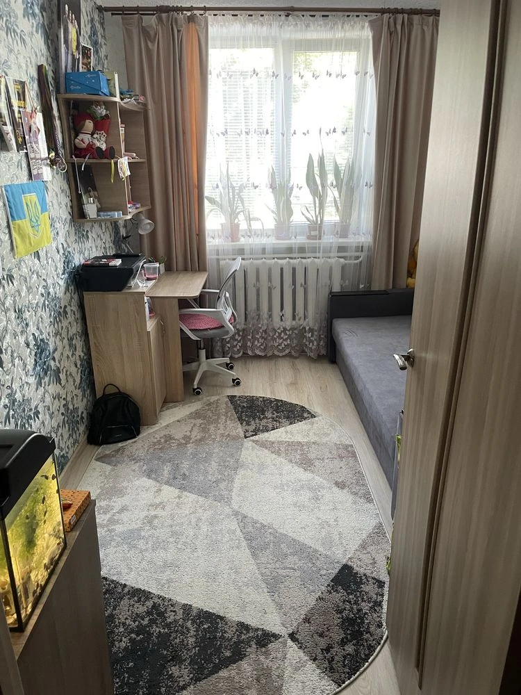 Продаж двокімнатної квартири