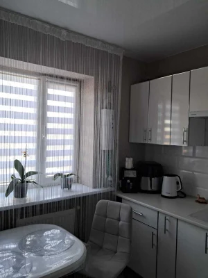 Продам квартиру з ремонтом , меблями та технікою