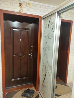Продам двокімнатну квартиру