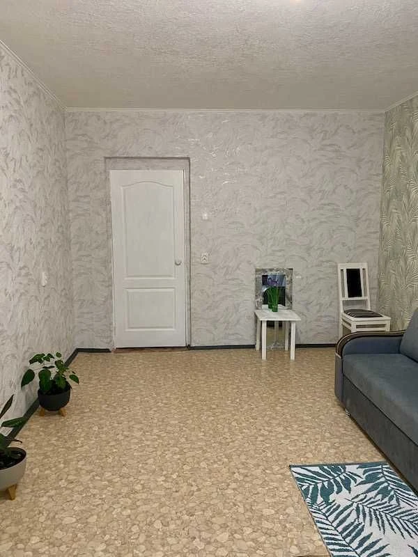 Продам 2-кімнатну квартиру, місто Богодухів (405126)