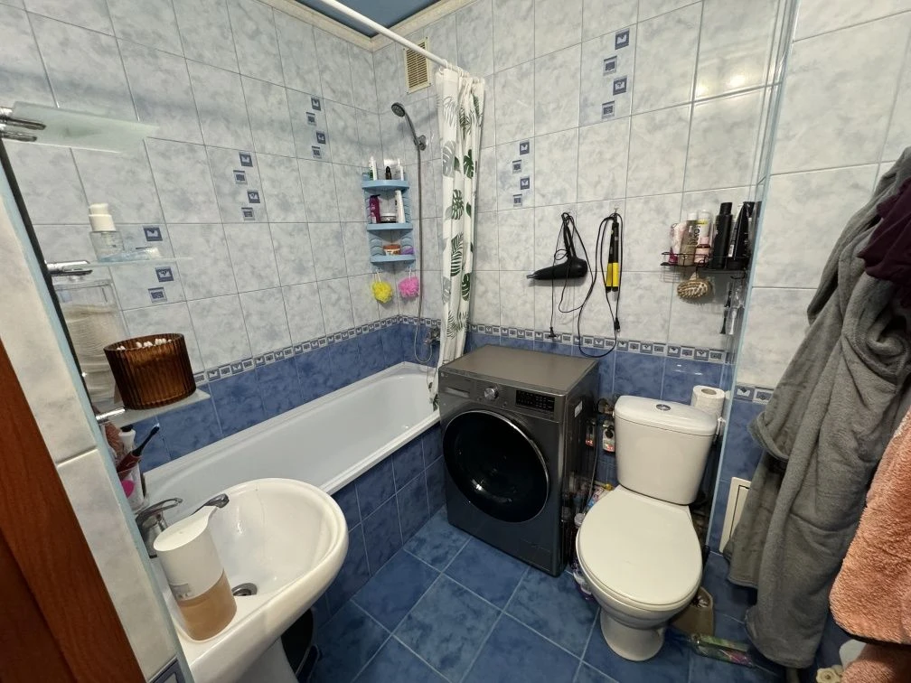 Продам 1 кімнатну квартиру