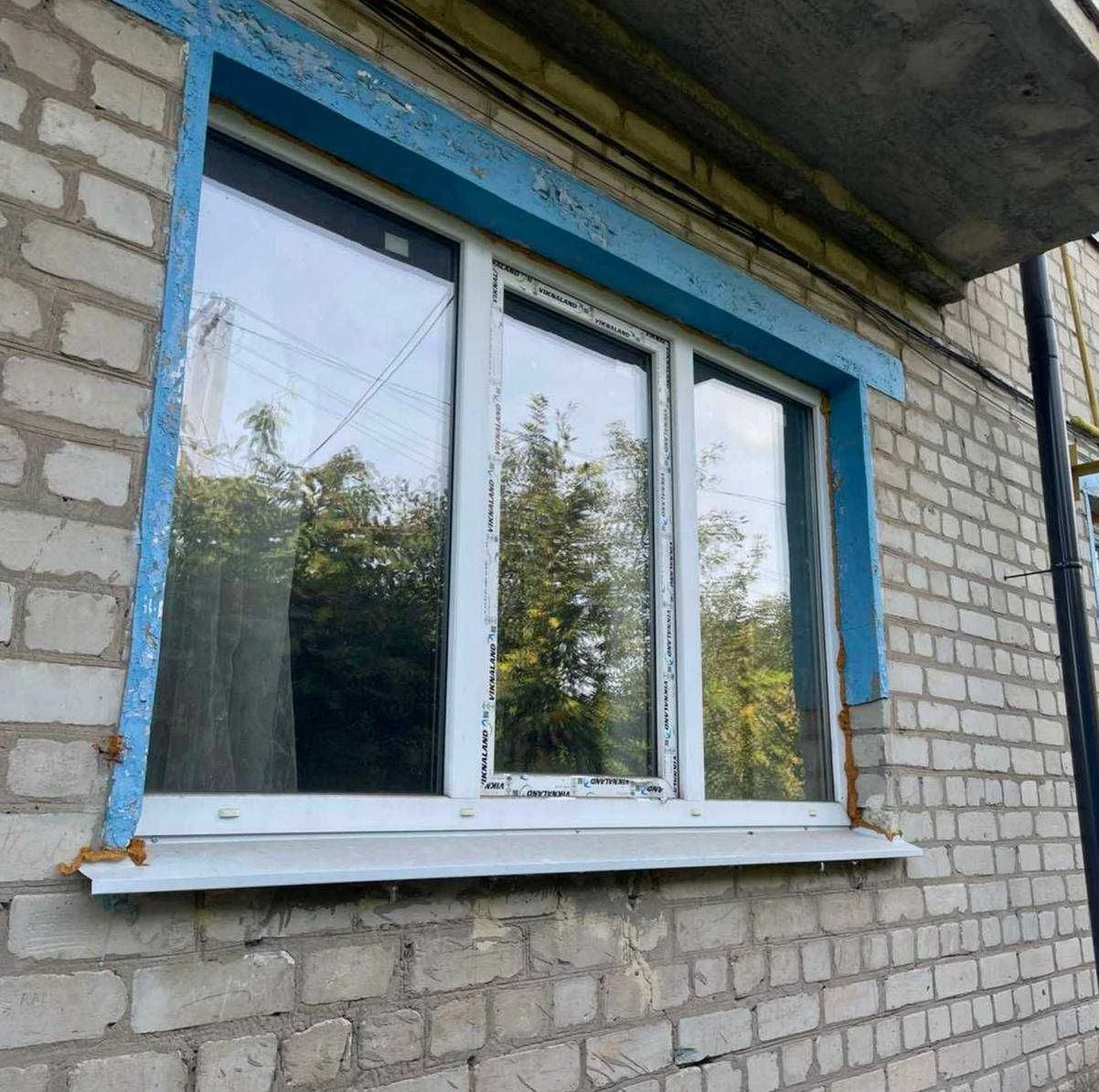 Срочно продам 2 х ком квартиру в Дергачах  1/2 эт кирпичный