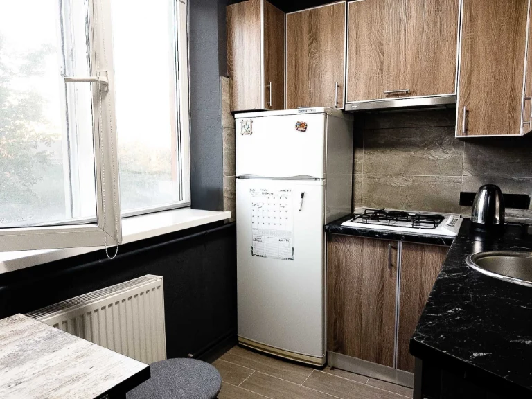 Продам 1к квартиру з автономним опаленням Дергачі. Вул. Суво