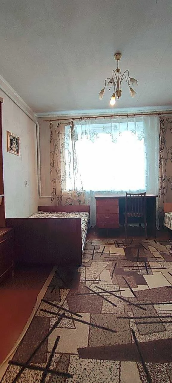 Продам 3х комнатную квартиру улучшенной планировки, в кирпич