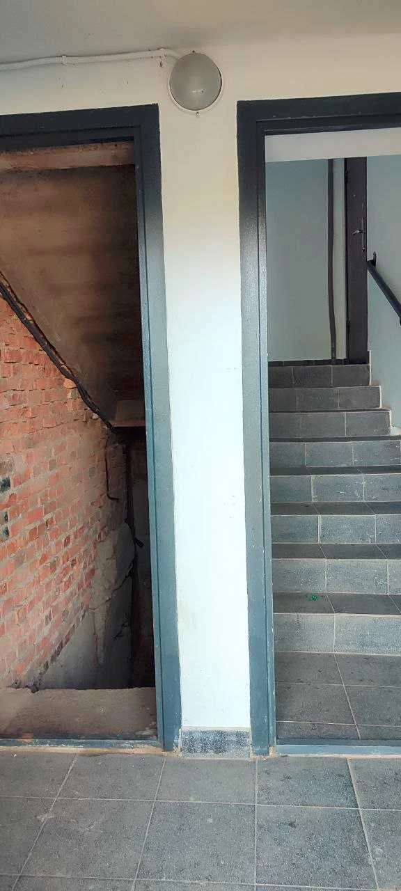Продам 3х комнатную квартиру улучшенной планировки, в кирпич
