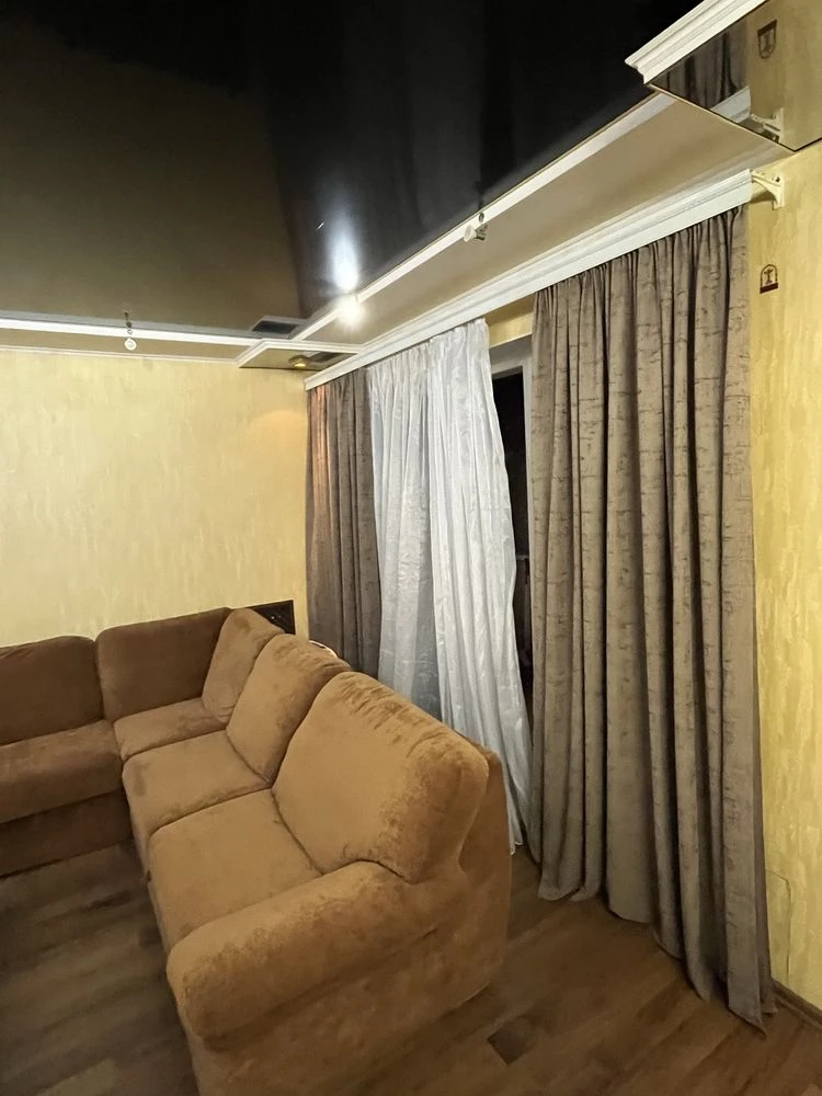 Продам 3-х кімнатну квартиру