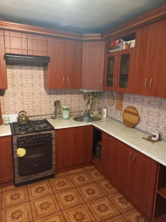 Продам 4-х комнатную квартиру