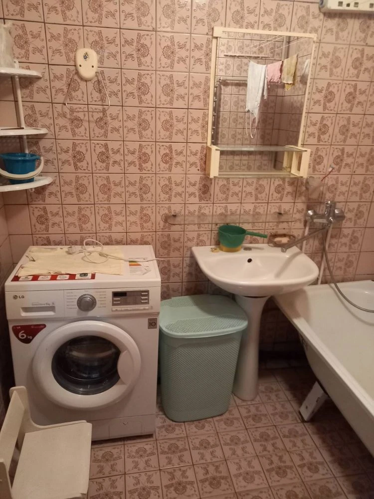 Продам 4-х комнатную квартиру
