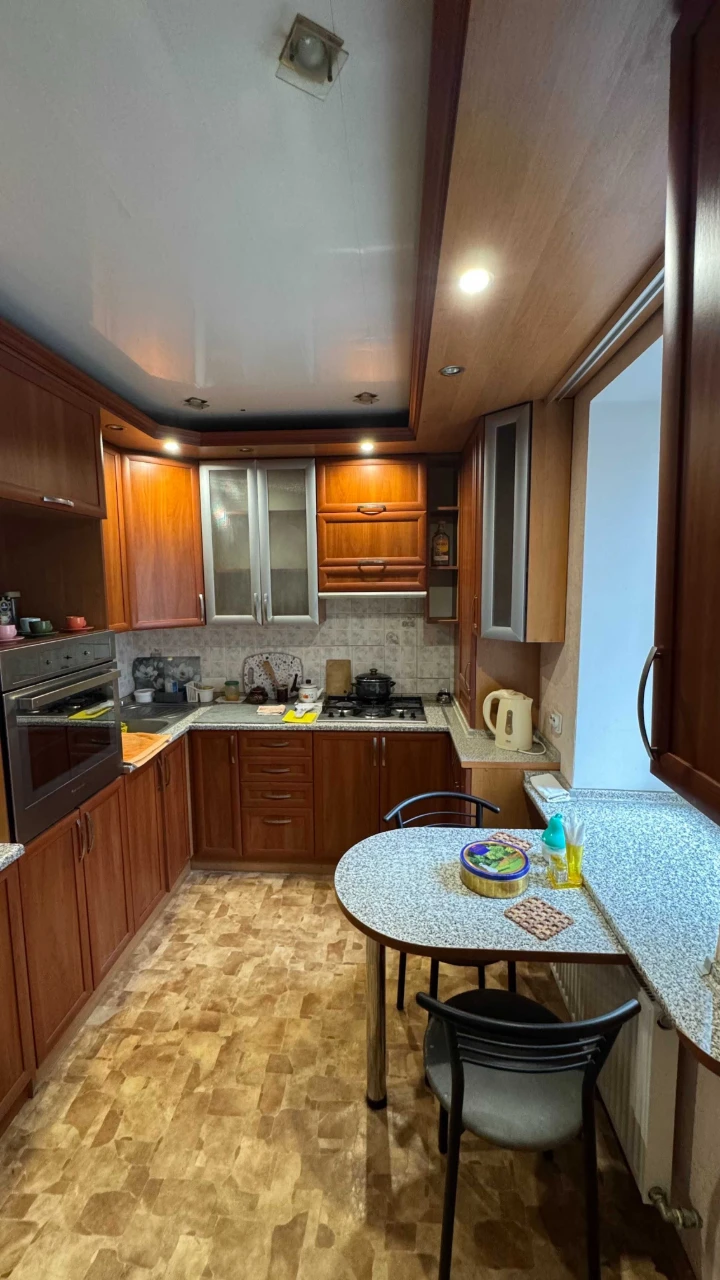 $28 000 ТОРГ 4-кімнатна квартира 69,9 м² • ремонт • автономн