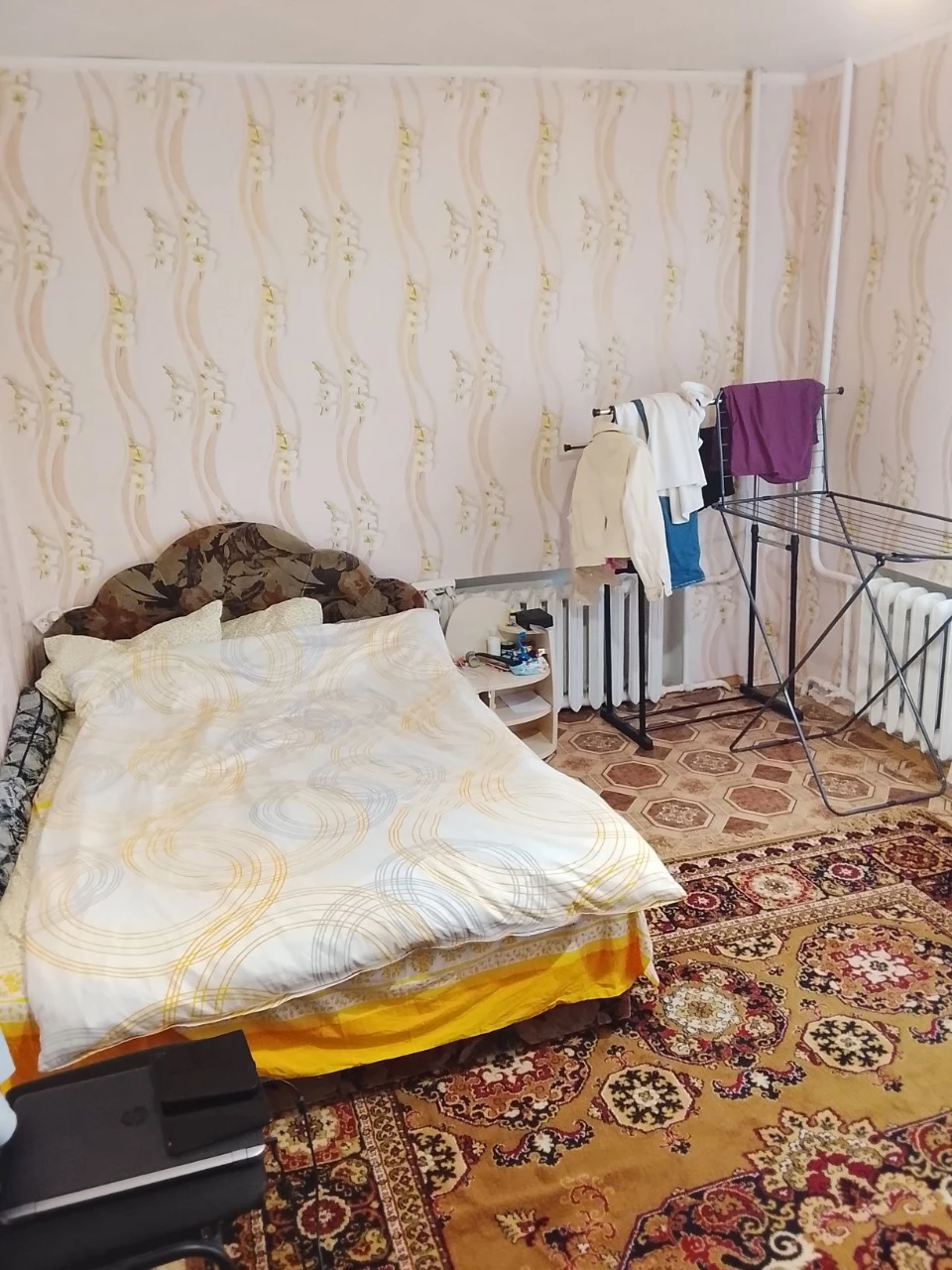 Продам однокомнатную квартиру(жд рынок)