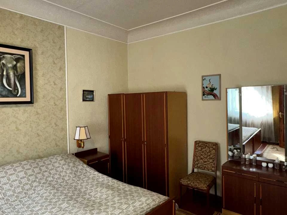 Apartment. Chuguev, Kharkiv Street
